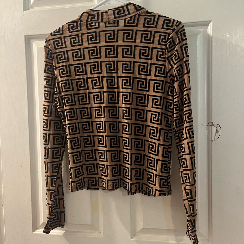 Geometric Pattern Long Sleeve Top - image 2